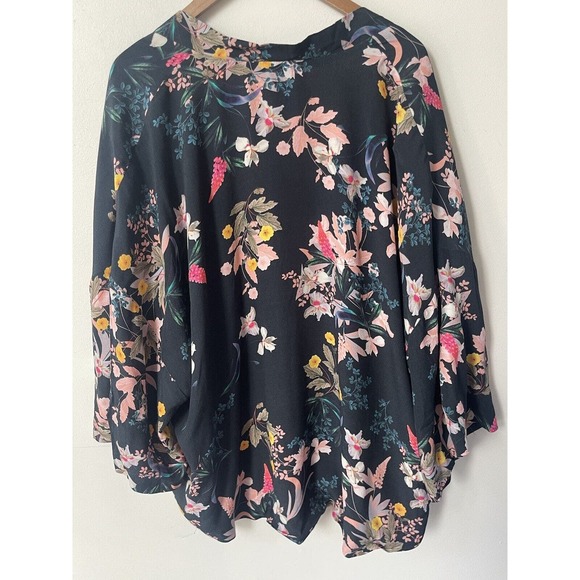 Adrienne Vittadini Women's 3X Black Floral Open Front Kimono Sleeve Oversized - Picture 3 of 8